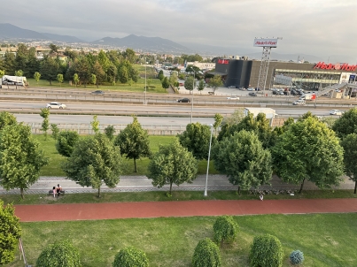 Eskidji’den Yahya Kaptan Demokrasi Bulvarında Yürüyüş Yoluna Caepheli Kupon Dükkan