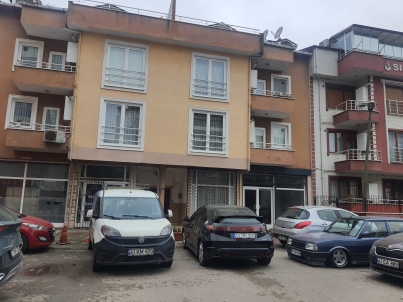 Eskidjiden Fırsat!!!  Yeni Binada 7.000tl Kira Getirili Otoparklı Dükkan