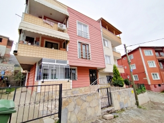 Eskidji’den Yarımca  2 Katlı Binada Deniz Manzaralı 3,5+1 Dubleks