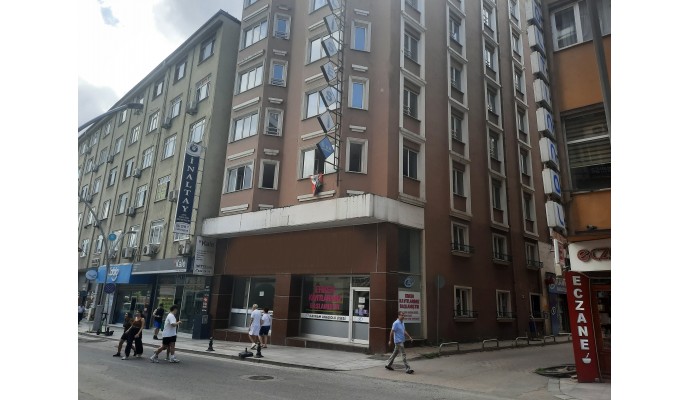 Eskidjiden İzmit Merkez Alemdar Caddesi 2800m2 Otoparklı Jeneratörlü Bina - İlan No: 67155, Kiralık,İzmit  Kiralık ev,İzmit  Kiralık daire,İzmit Kiralık ofis,İzmit  Kiralık stüdyo,İzmit  Kiralık