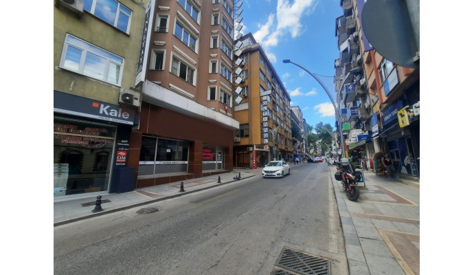 Eskidjiden İzmit Merkez Alemdar Caddesi 2800m2 Otoparklı Jeneratörlü Bina - İlan No: 67155, Kiralık,İzmit  Kiralık ev,İzmit  Kiralık daire,İzmit Kiralık ofis,İzmit  Kiralık stüdyo,İzmit  Kiralık