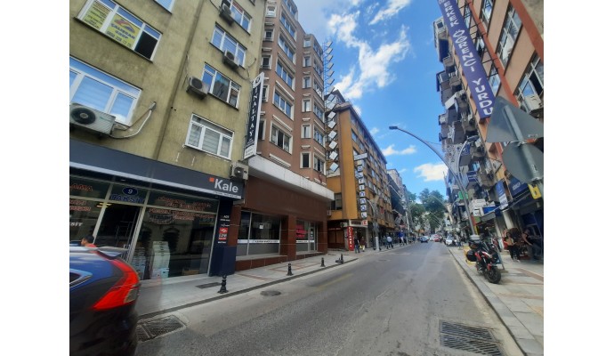 Eskidjiden İzmit Merkez Alemdar Caddesi 2800m2 Otoparklı Jeneratörlü Bina - İlan No: 67155, Kiralık,İzmit  Kiralık ev,İzmit  Kiralık daire,İzmit Kiralık ofis,İzmit  Kiralık stüdyo,İzmit  Kiralık