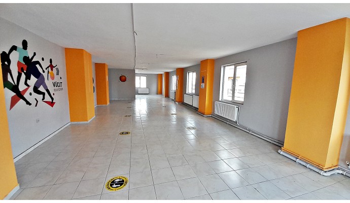Eskidjiden İzmit Merkez Alemdar Caddesi 2800m2 Otoparklı Jeneratörlü Bina - İlan No: 67155, Kiralık,İzmit  Kiralık ev,İzmit  Kiralık daire,İzmit Kiralık ofis,İzmit  Kiralık stüdyo,İzmit  Kiralık