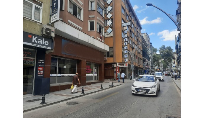 Eskidjiden İzmit Merkez Alemdar Caddesi 2800m2 Otoparklı Jeneratörlü Bina - İlan No: 67155, Kiralık,İzmit  Kiralık ev,İzmit  Kiralık daire,İzmit Kiralık ofis,İzmit  Kiralık stüdyo,İzmit  Kiralık